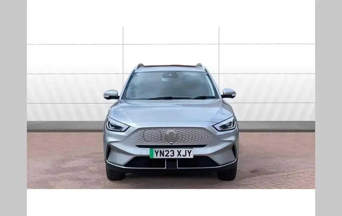 Używany MG ZS Trophy Connect 114 kW (156 KM) 2023 Srebrny SUV