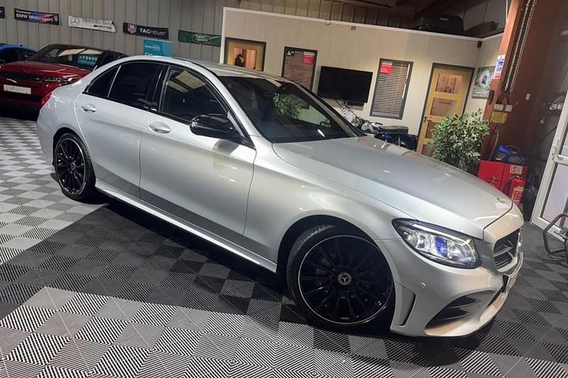 Used Mercedes C220 AMG Line Premium 194 HP (142 kW) 2020 Silver Sedan