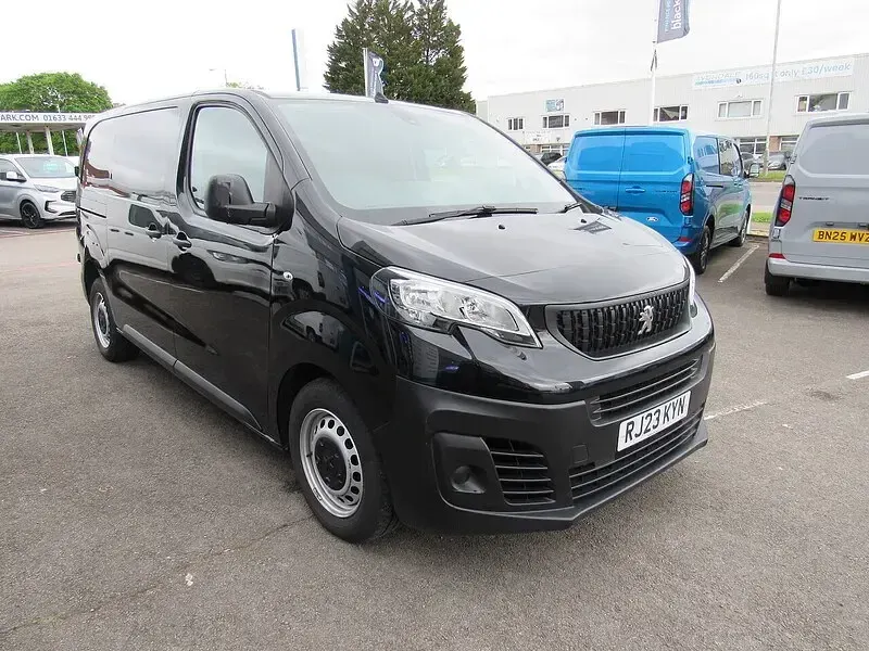 Second-hand Peugeot Expert Premium 2023 Negru Van
