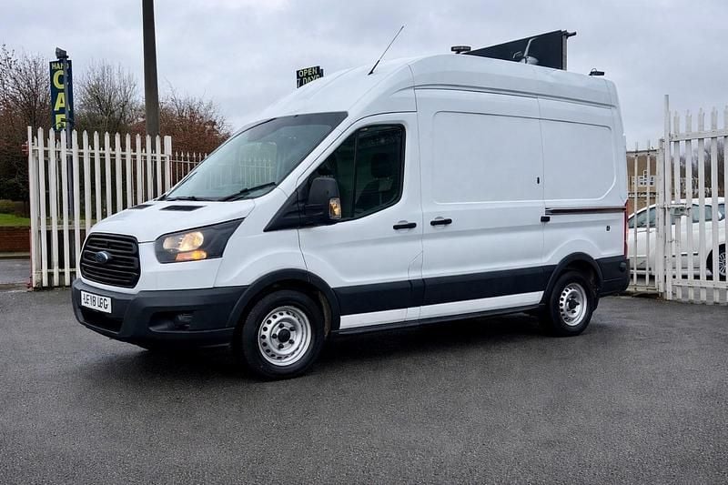 Used Ford Transit 130 HP (95 kW) 2018 White Van