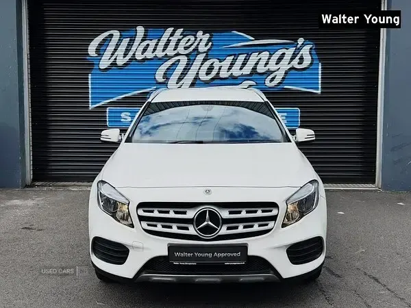 Used Mercedes GLA200 Executive 136 HP (100 kW) 2017 White SUV
