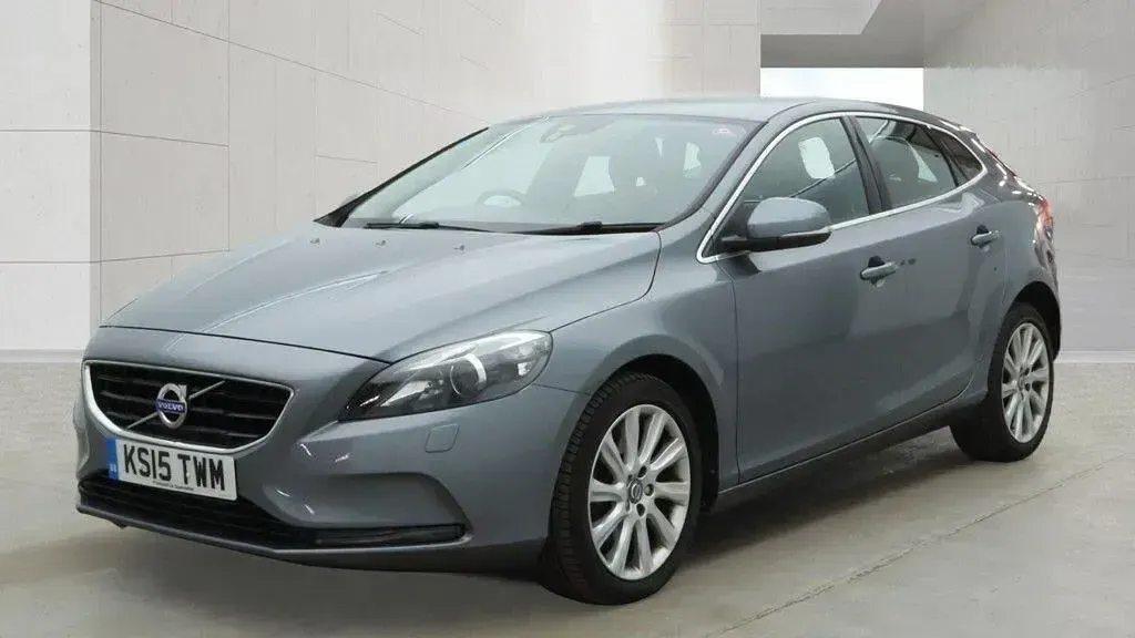 Used Volvo V40 SE Lux 2015 Grey Hatchback