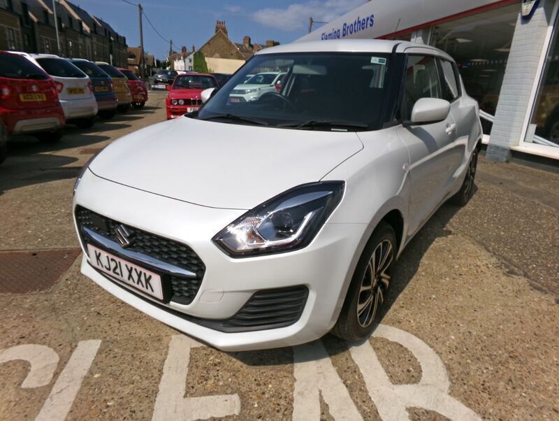 White Used 2021 Suzuki Swift SZ-L Hatchback | £12,995 (A bit pricey) - Image 1/4