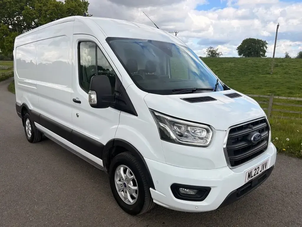 Used Ford Transit Limited 130 HP (95 kW) 2022 White Van