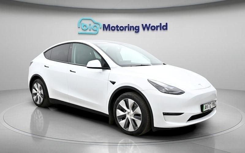 Used Tesla Model Y Long Range AWD 286 kW (389 HP) 2025 SUV