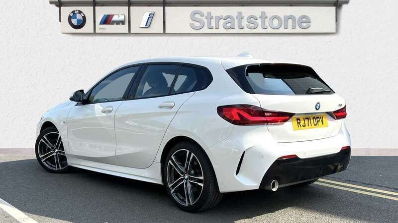 Used BMW 118 M Sport 134 HP (98 kW) 2022 White Hatchback