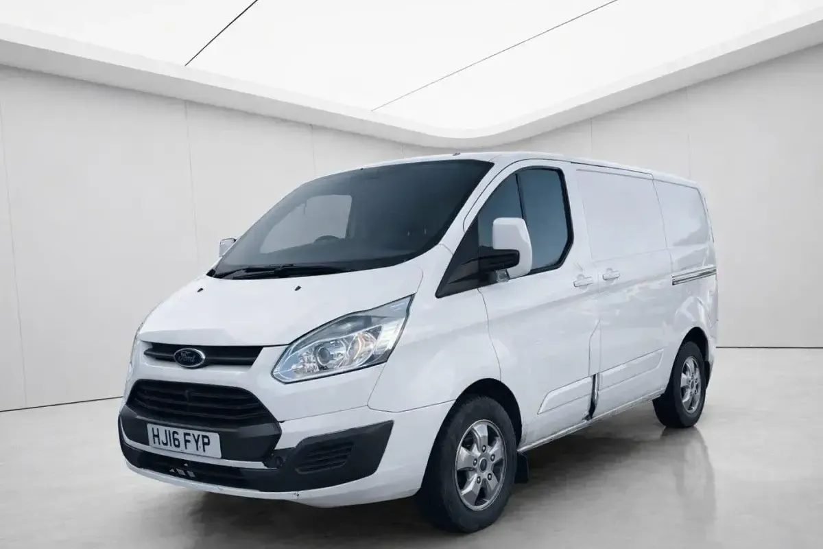 Used Ford Transit Custom 100 HP (73 kW) 2016 White Van