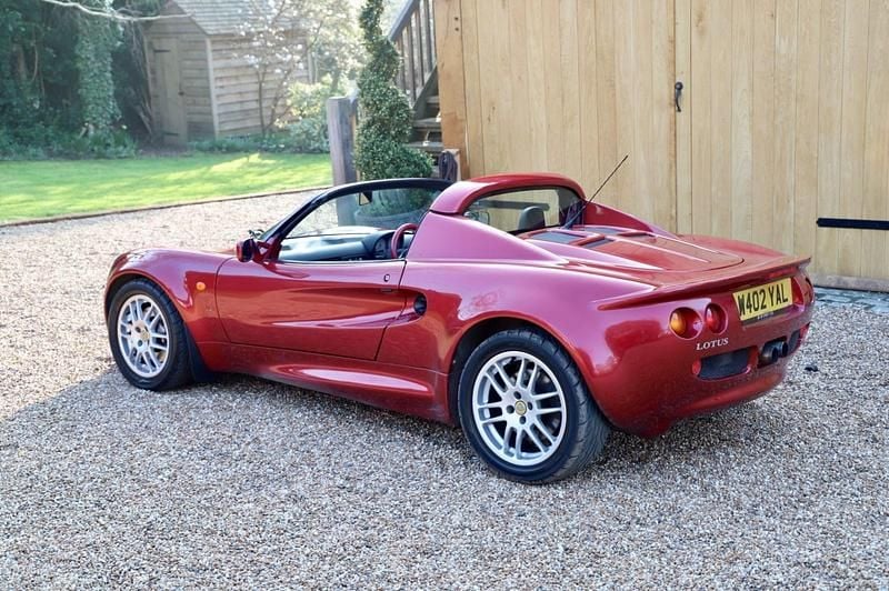 Used Lotus Elise 2000 Red Cabriolet