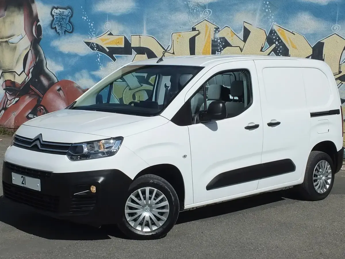 Used Citroën e-Berlingo 75 HP (55 kW) 2021 White Van