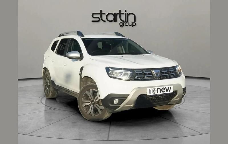 White Used 2022 Dacia Duster Prestige SUV | £13,927 (Fair price) - Image 1/4