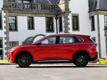 New MG MG5 EV SE 125 kW (170 HP) 2026 Red Estate
