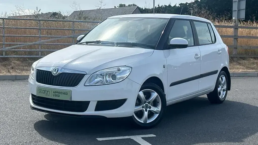 Used Skoda Fabia SE 2012 White Hatchback