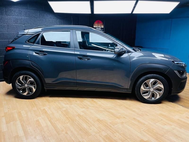 Used Hyundai Kona SE 141 HP (103 kW) 2023 Grey SUV