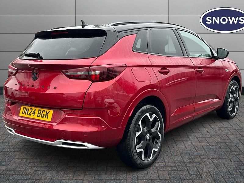 Used Vauxhall Grandland X Ultimate 130 HP (95 kW) 2024 Red SUV
