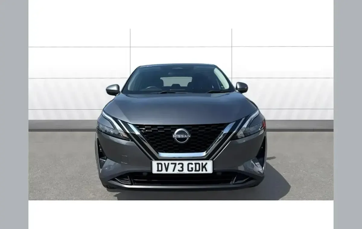 Used Nissan Qashqai Acenta Premium 138 HP (101 kW) 2023 Grey SUV