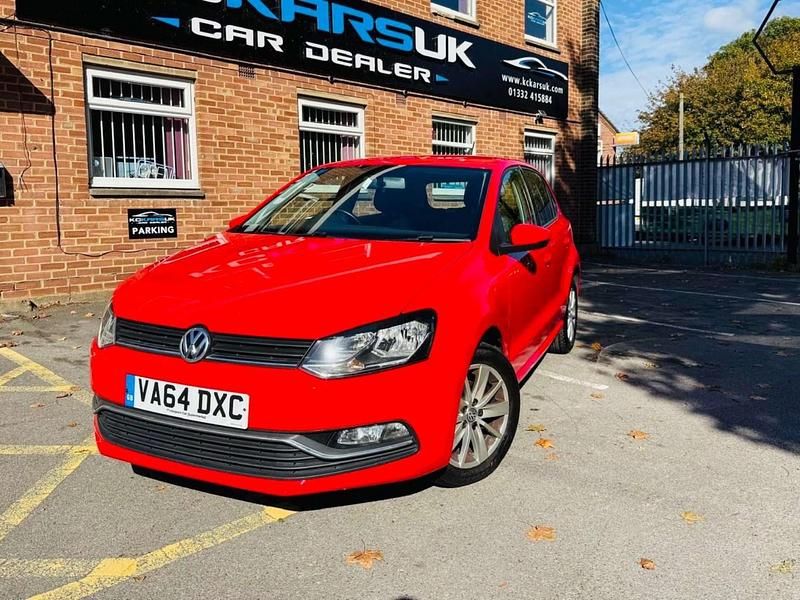 Used VW Polo SE 60 HP (44 kW) 2014 Red Hatchback
