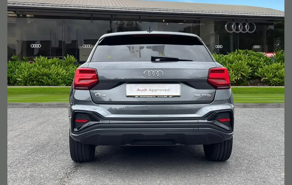 Used Audi Q2 Black Edition 150 HP (110 kW) 2023 Grey SUV