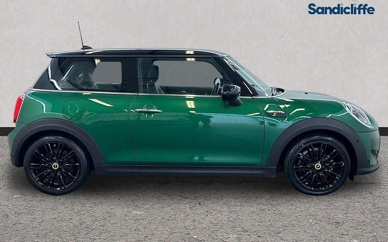 Used Mini Cooper Level 3 135 kW (184 HP) 2023 Hatchback