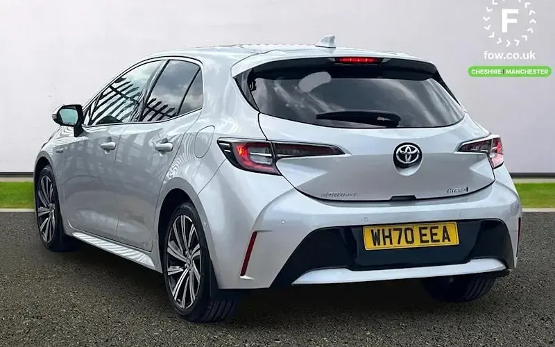 Used Toyota Corolla Design 122 HP (89 kW) 2022 Hatchback