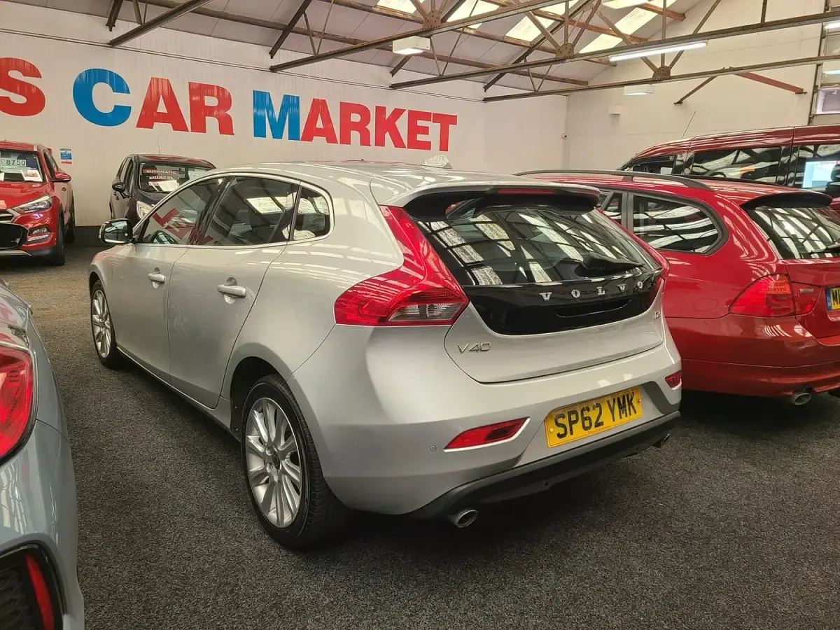Used Volvo V40 SE Lux 2012 Silver Hatchback