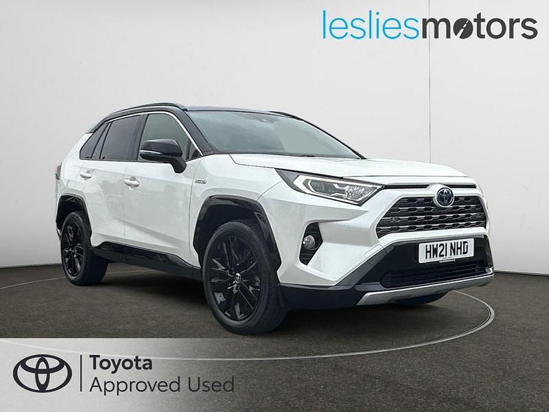 Used Toyota RAV4 2021 White/black SUV