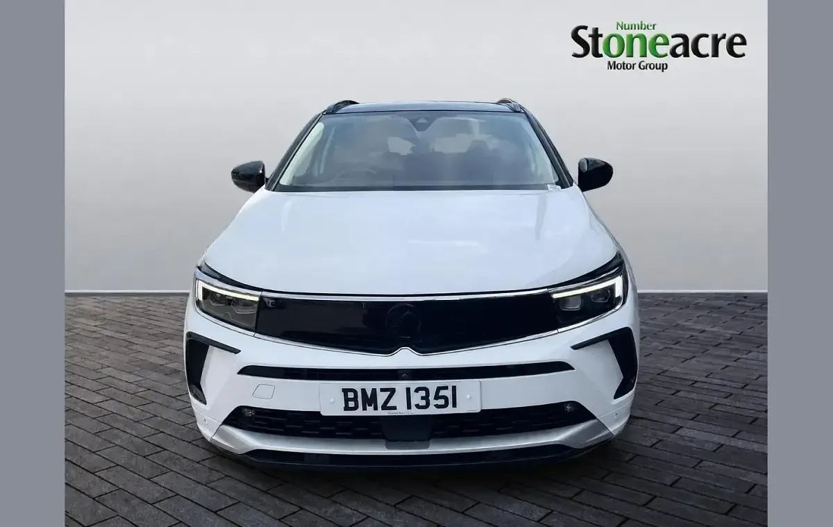 Used Vauxhall Grandland X Ultimate 128 HP (94 kW) 2023 White SUV