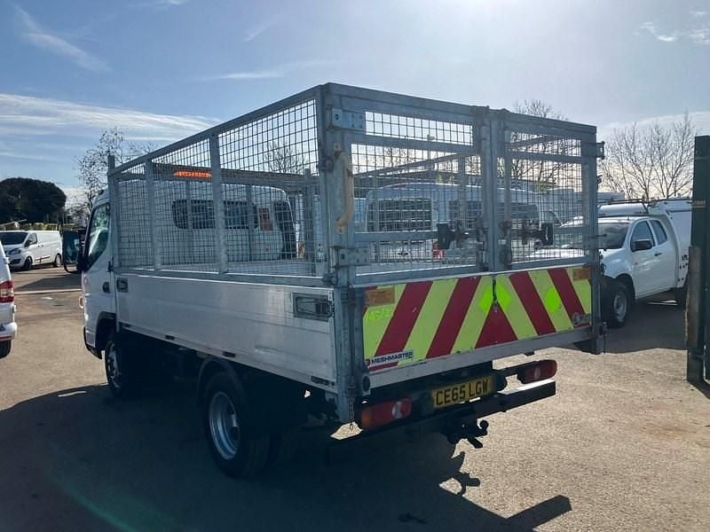 Used Mitsubishi Canter 130 HP (95 kW) 2015 White