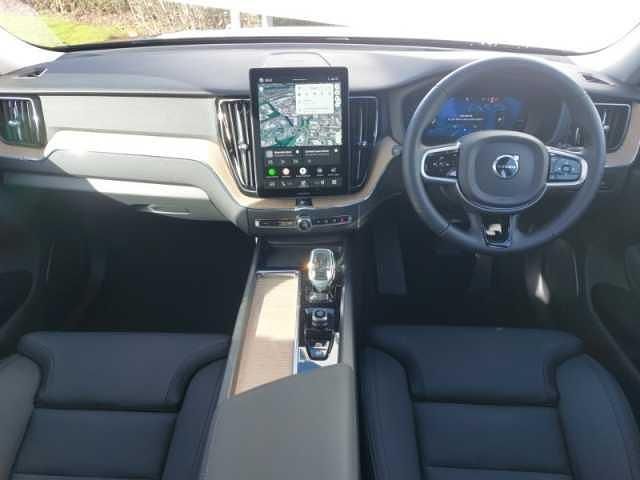 Second-hand Volvo XC60 Plus 345 CP (253 kW) 2026 SUV