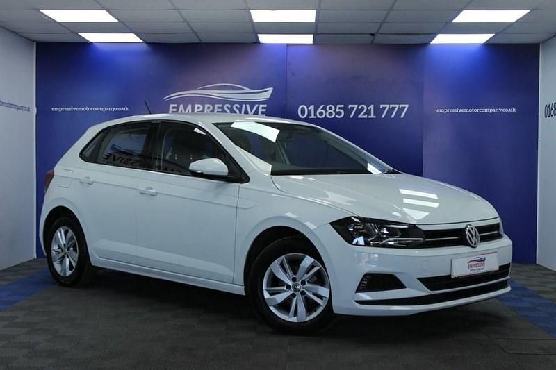 Used VW Polo SE 65 HP (47 kW) 2019 White Hatchback