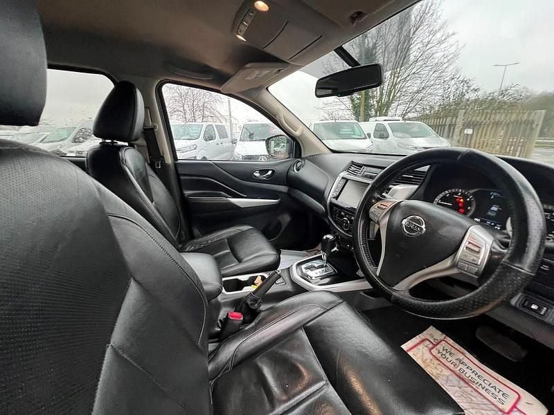 Used Nissan Navara Tekna 190 HP (139 kW) 2019 Grey Pickup