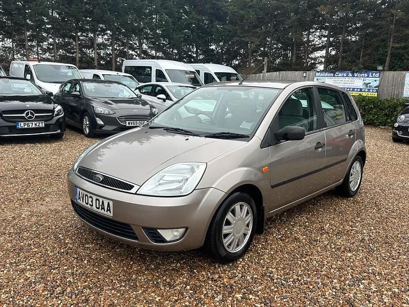 Silver Used 2003 Ford Fiesta Ghia Hatchback | £990 (Fair price) - Image 1/4