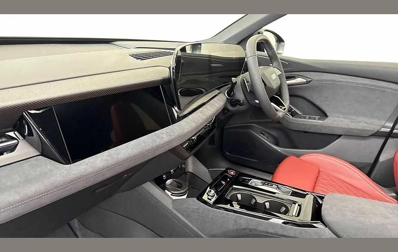 New Audi SQ6 e-tron Comfort 354 kW (482 HP) 2026 Black SUV