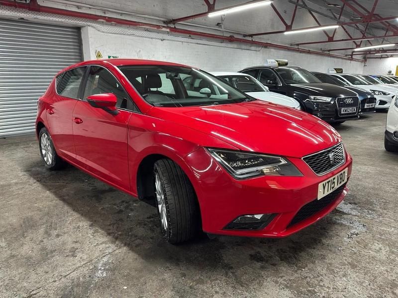 Used Seat Leon SE 110 HP (80 kW) 2015 Red Hatchback
