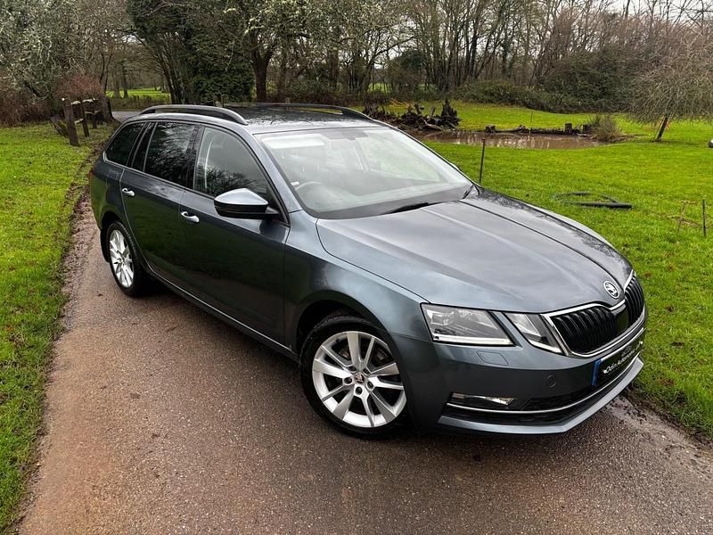 Used Skoda Octavia SE L 190 HP (139 kW) 2018 Grey Estate