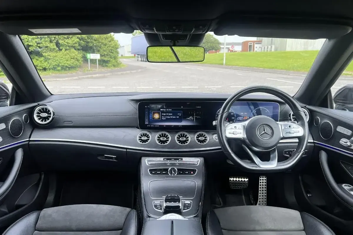 Used Mercedes E220 AMG line 191 HP (140 kW) 2019 Red Cabriolet