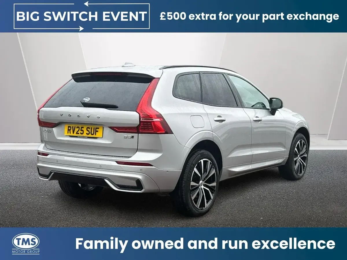 Usado Volvo XC60 Ultra 250 HP (183 kW) 2025 Prateado SUV
