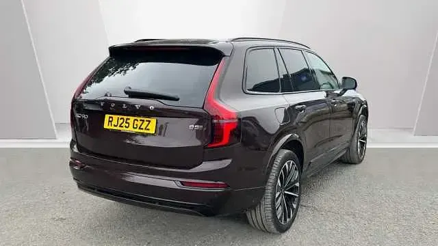 Used Volvo XC90 Ultra 455 HP (334 kW) 2025 Red SUV