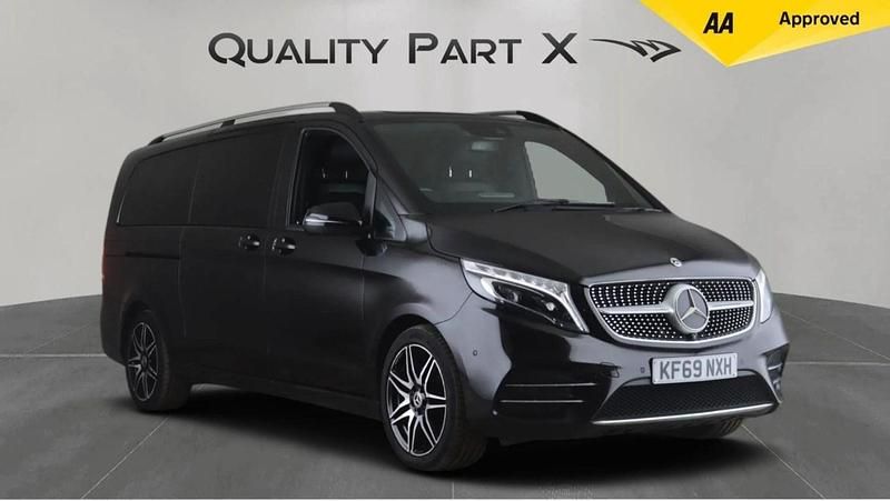 Used Mercedes V300 AMG line 239 HP (175 kW) 2019 Black MPV