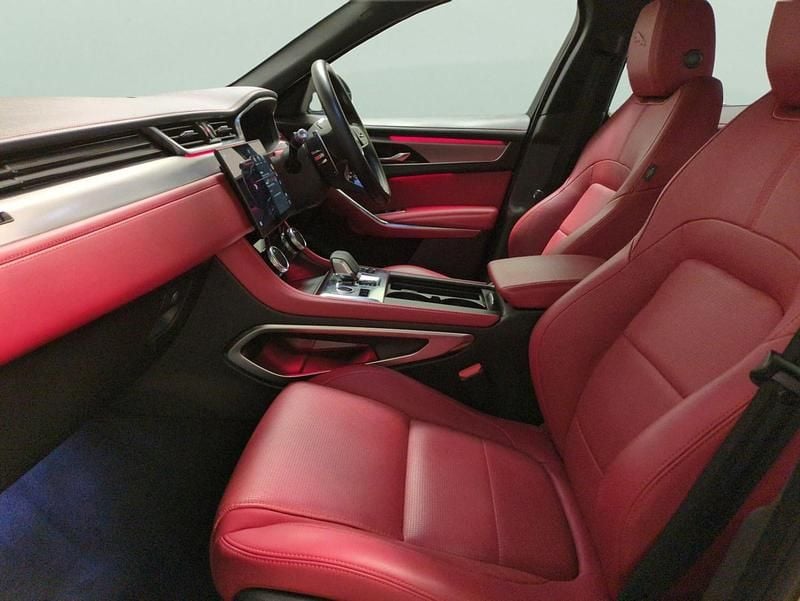 Second-hand Jaguar F-Pace R-Dynamic 204 CP (150 kW) 2022 Gri SUV