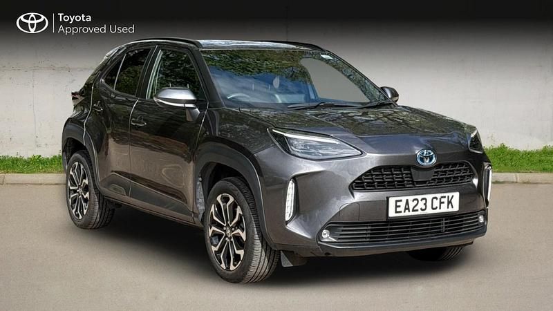 Used Toyota Yaris Hybrid Design 2023 Grey Hatchback