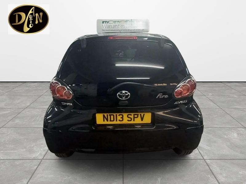Used Toyota Aygo 68 HP (50 kW) 2013 Black Hatchback