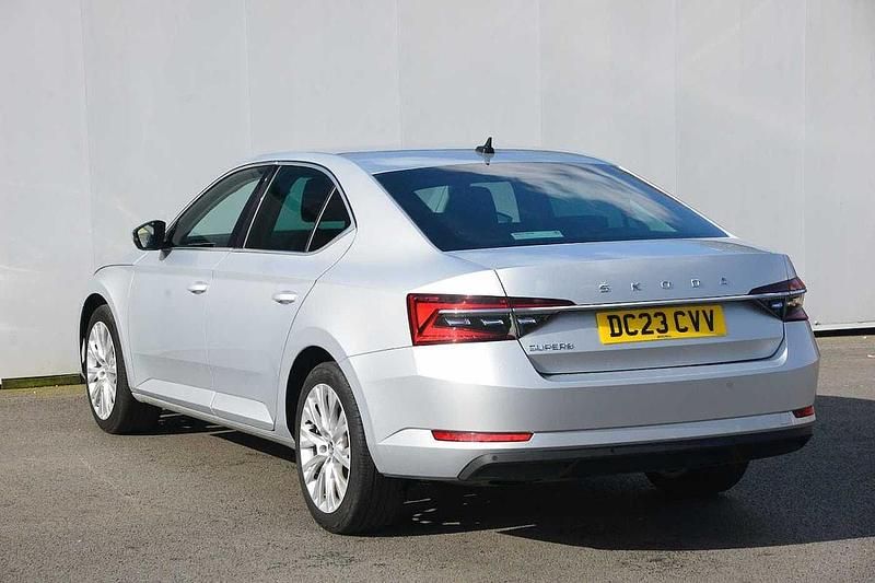 Used Skoda Superb SE L 160 HP (117 kW) 2023 Brilliant silver metallic Hatchback