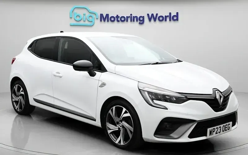 Used Renault Clio RS Line 90 HP (66 kW) 2023 Hatchback