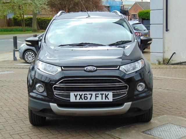 Używany Ford Ecosport Titanium 112 KM (82 kW) 2017 Czarny SUV