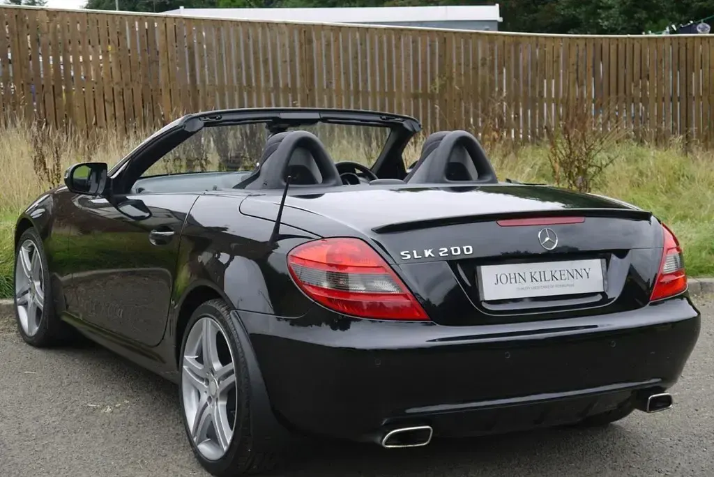 Used Mercedes SLK200 184 HP (135 kW) 2009 Black Cabriolet