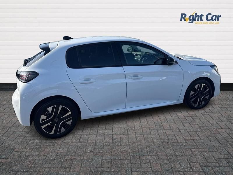 Used Peugeot 208 Allure 2024 White Hatchback