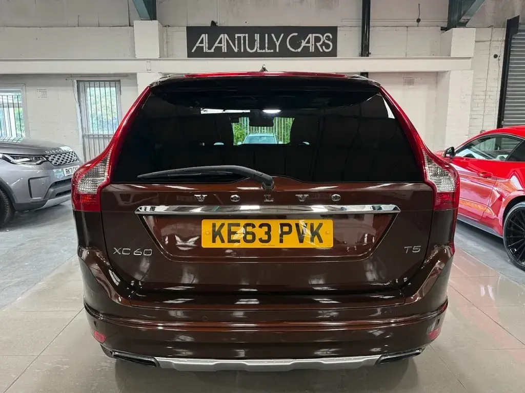 Used Volvo XC60 SE Lux 245 HP (180 kW) 2013 Black SUV