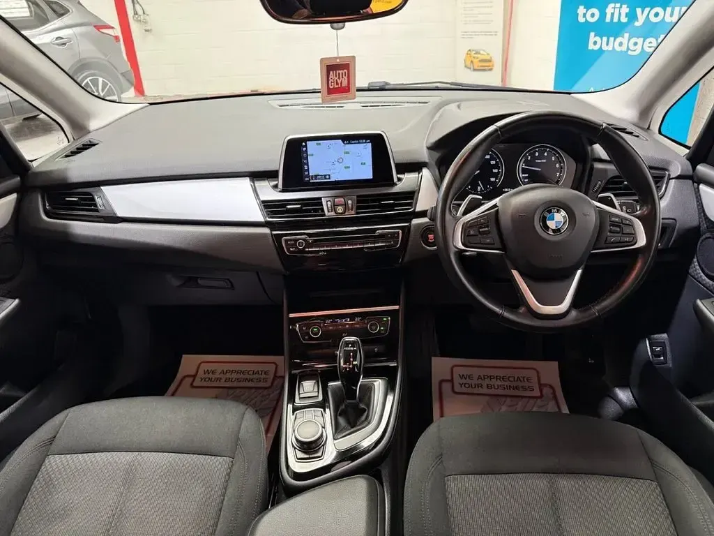 Used BMW 220 Comfort Edition 192 HP (141 kW) 2019 Orange Hatchback