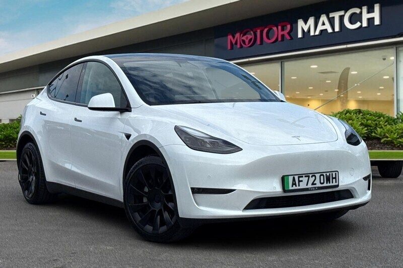 White Used 2022 Tesla Model Y Long Range SUV | £24,990 (Good price) - Image 1/4
