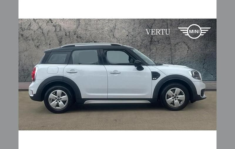 Used Mini Cooper Countryman Classic 134 HP (98 kW) 2018 White SUV